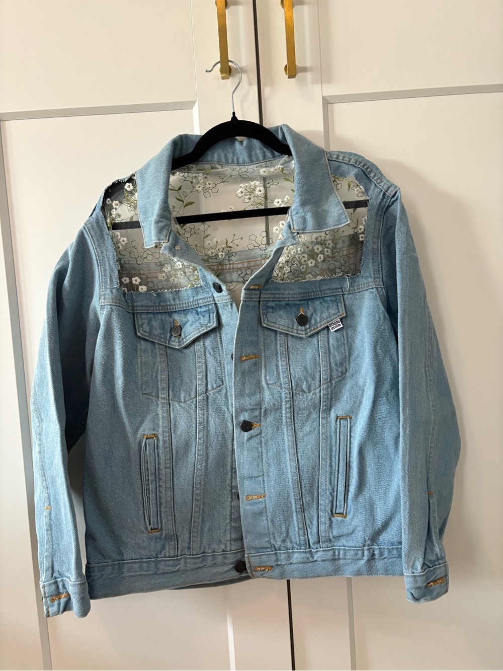 Dragon Denim Baby’s Breath Denim Jacket NWOT - Picture 3 of 9